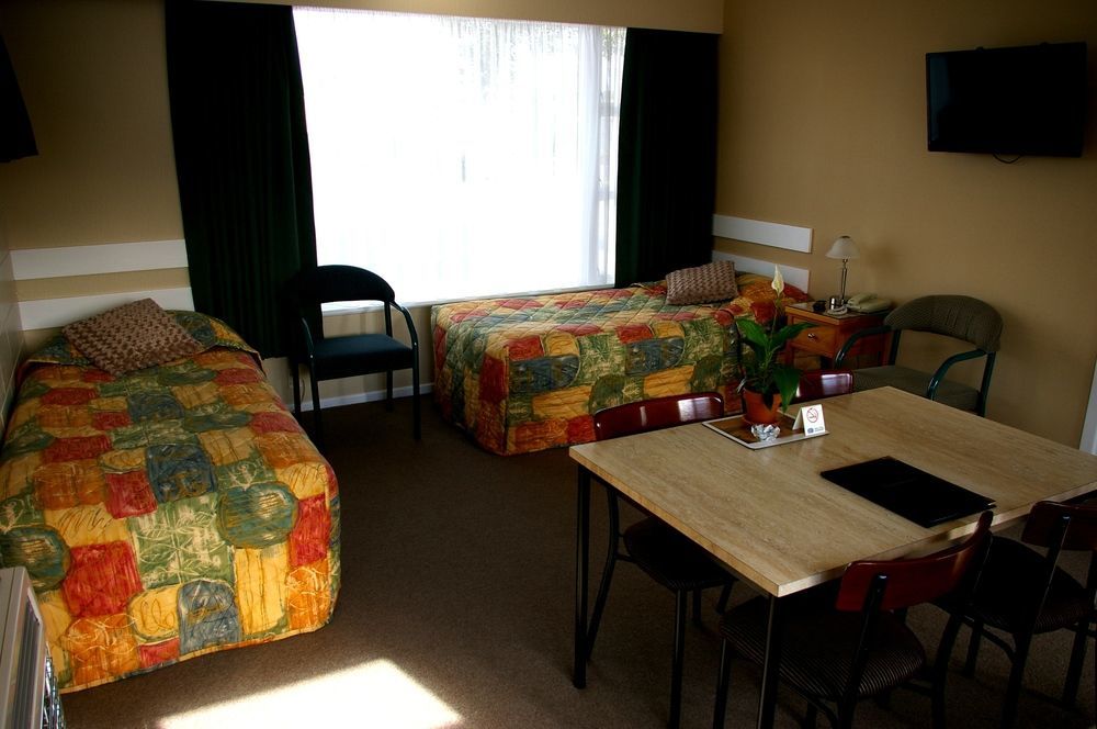 โททารา ลอดจ์ โมเทล Motel เลวิน ภายนอก รูปภาพ