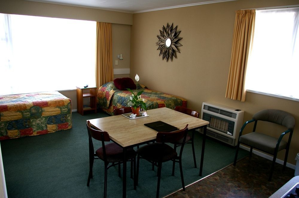 โททารา ลอดจ์ โมเทล Motel เลวิน ภายนอก รูปภาพ